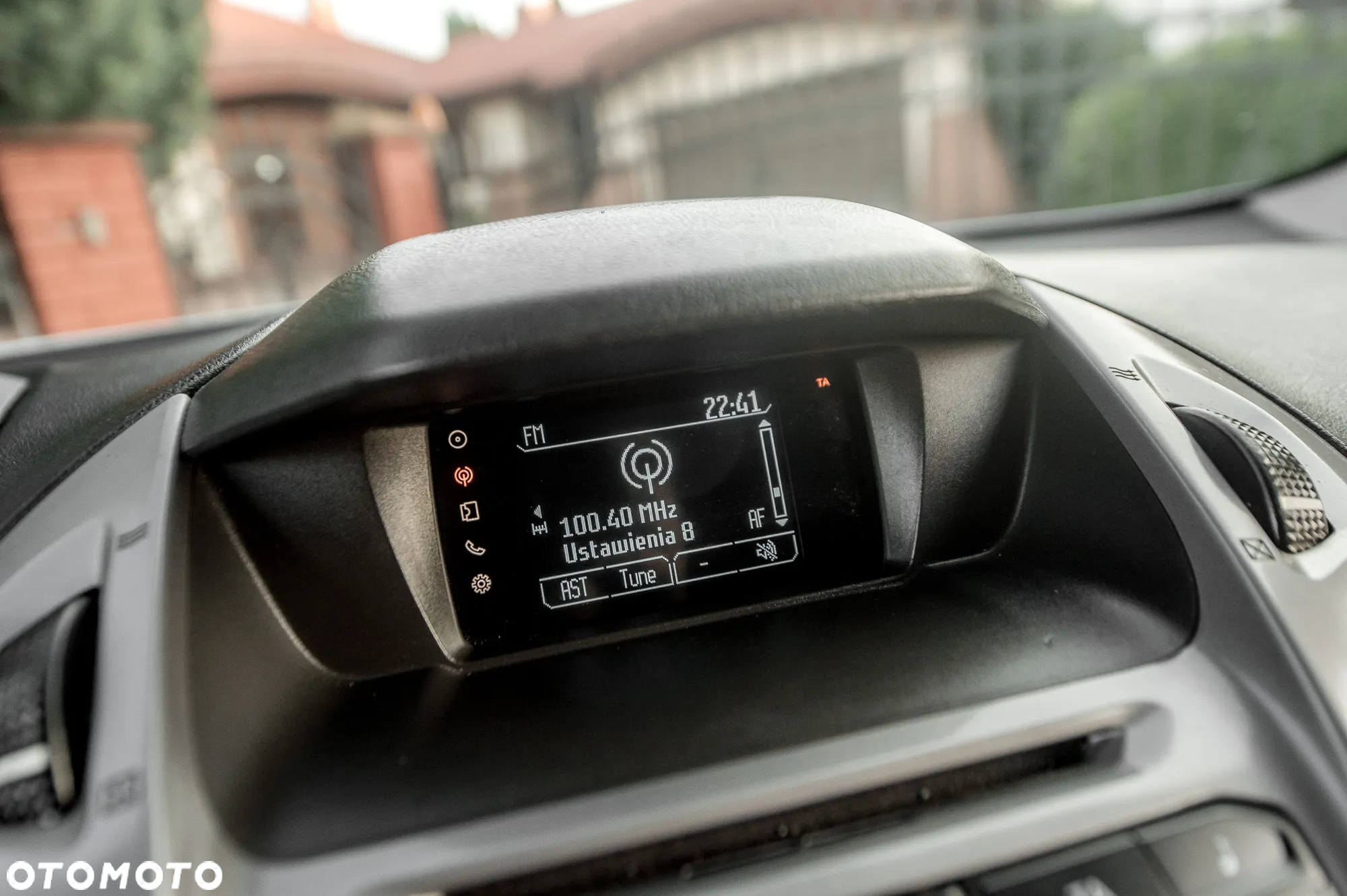 Ford Tourneo Connect 1.5 TDCi Start-Stop Titanium - 23