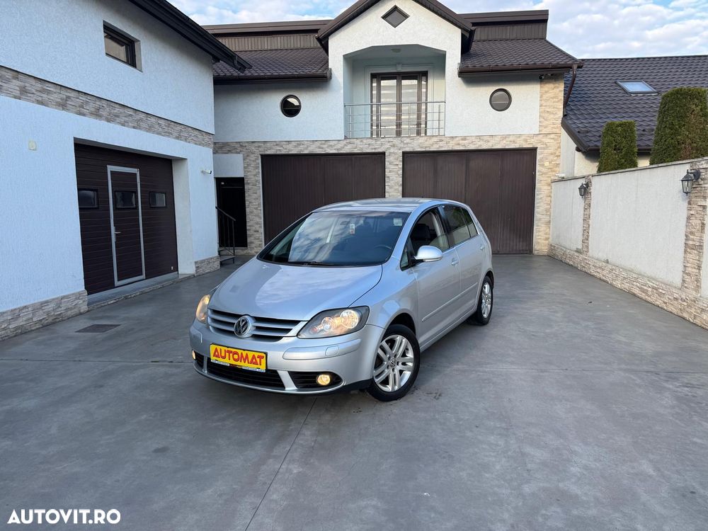 Volkswagen Golf Plus 1.9 TDI DSG Tour - 3