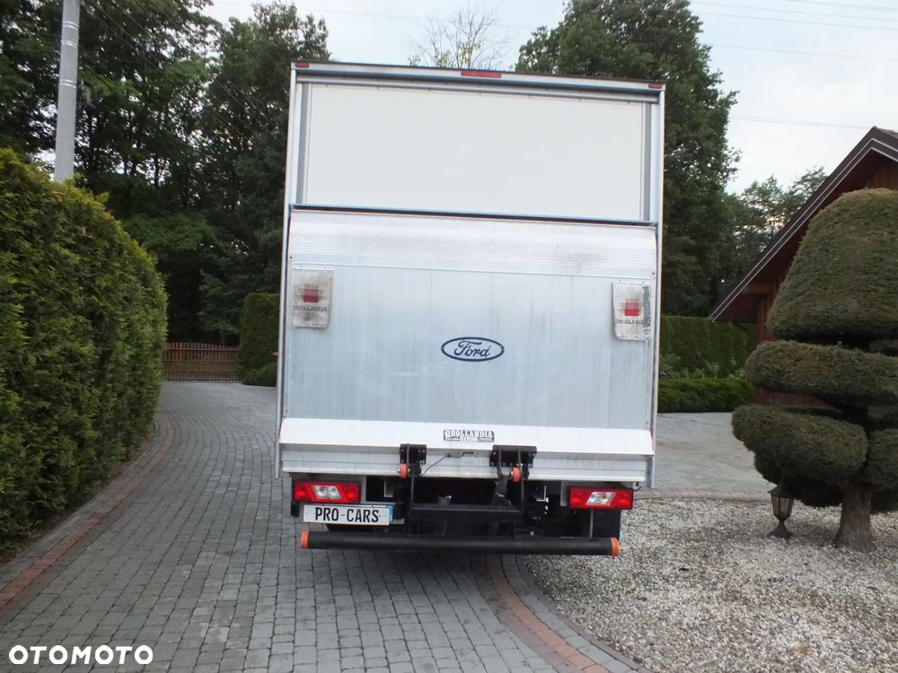Ford Transit - 6