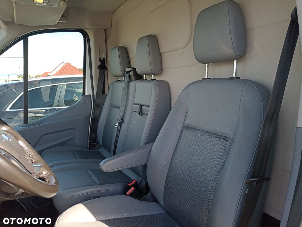Ford Transit - 15