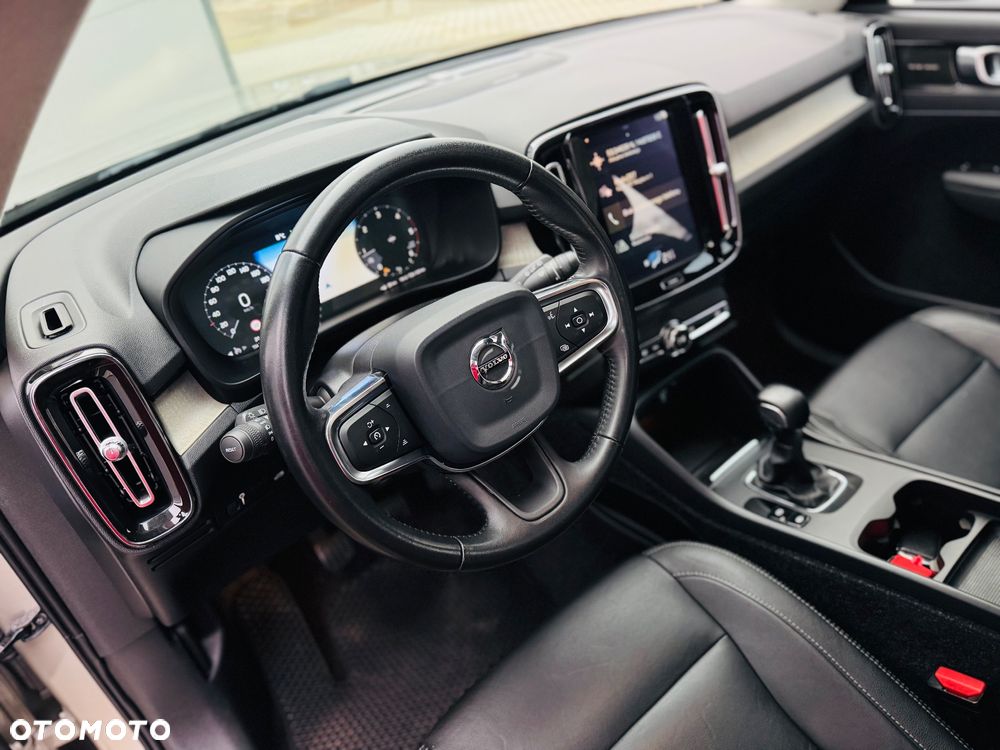 Volvo XC 40 D3 SCR Inscription - 25