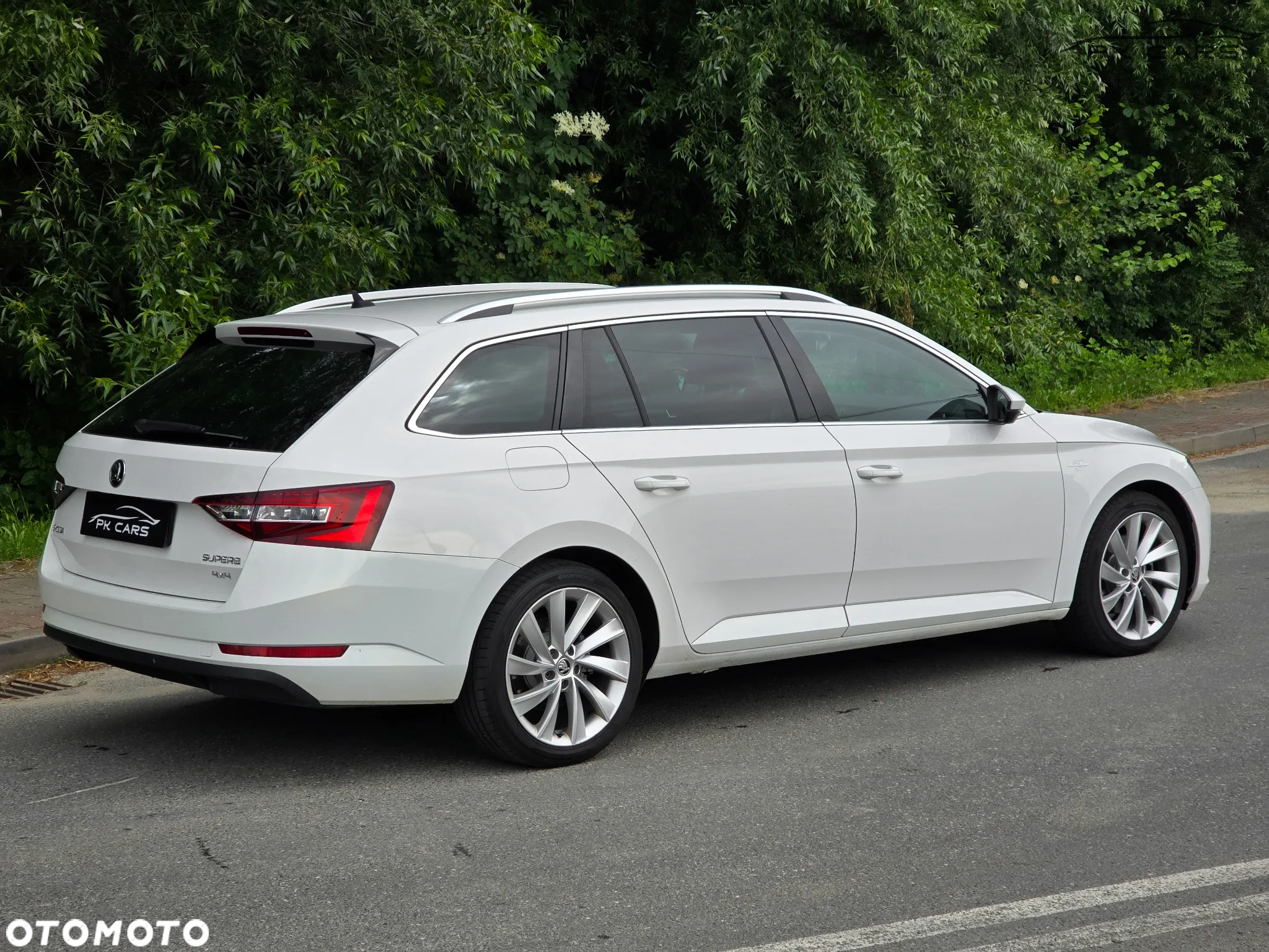 Skoda Superb Combi 2.0 TDI 4x4 DSG L&K - 19