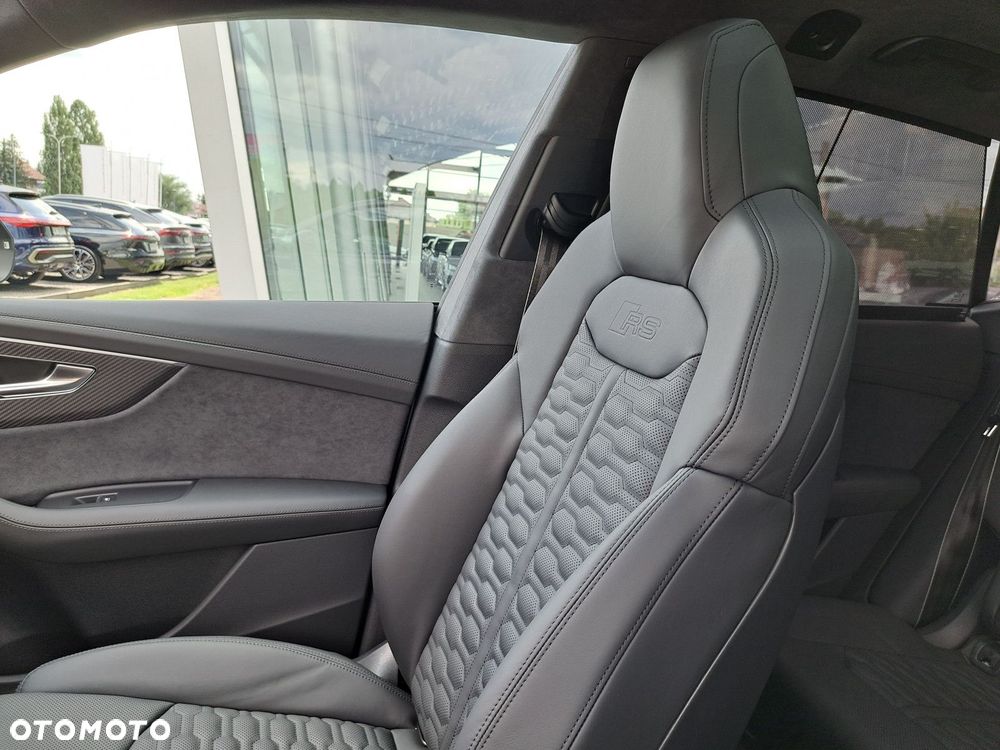 Audi RS Q8 - 34