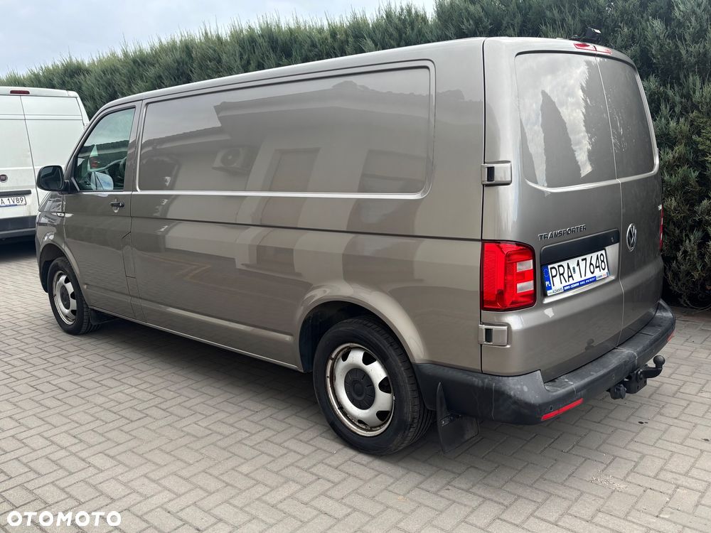 Volkswagen Transporter T6 - 6