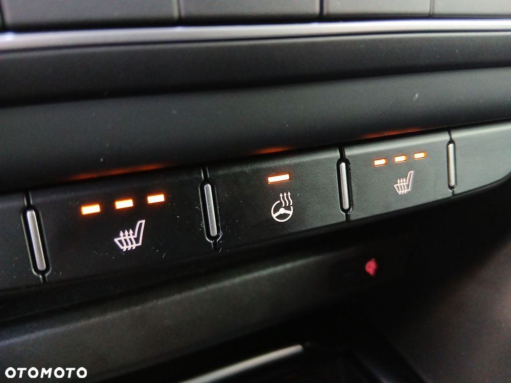 Kia XCeed 1.6 T-GDI Tribute DCT - 20
