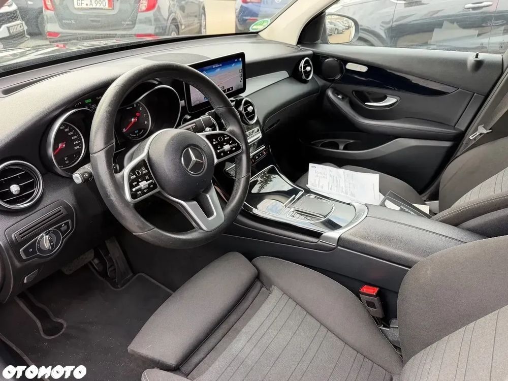 Mercedes-Benz GLC 300 e 4-Matic - 15