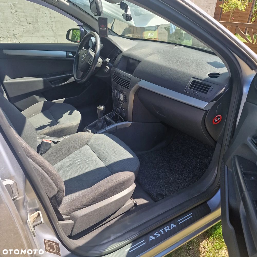 Opel Astra - 10