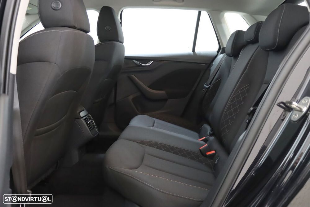 Skoda Kamiq 1.0 TSI Ambition - 10