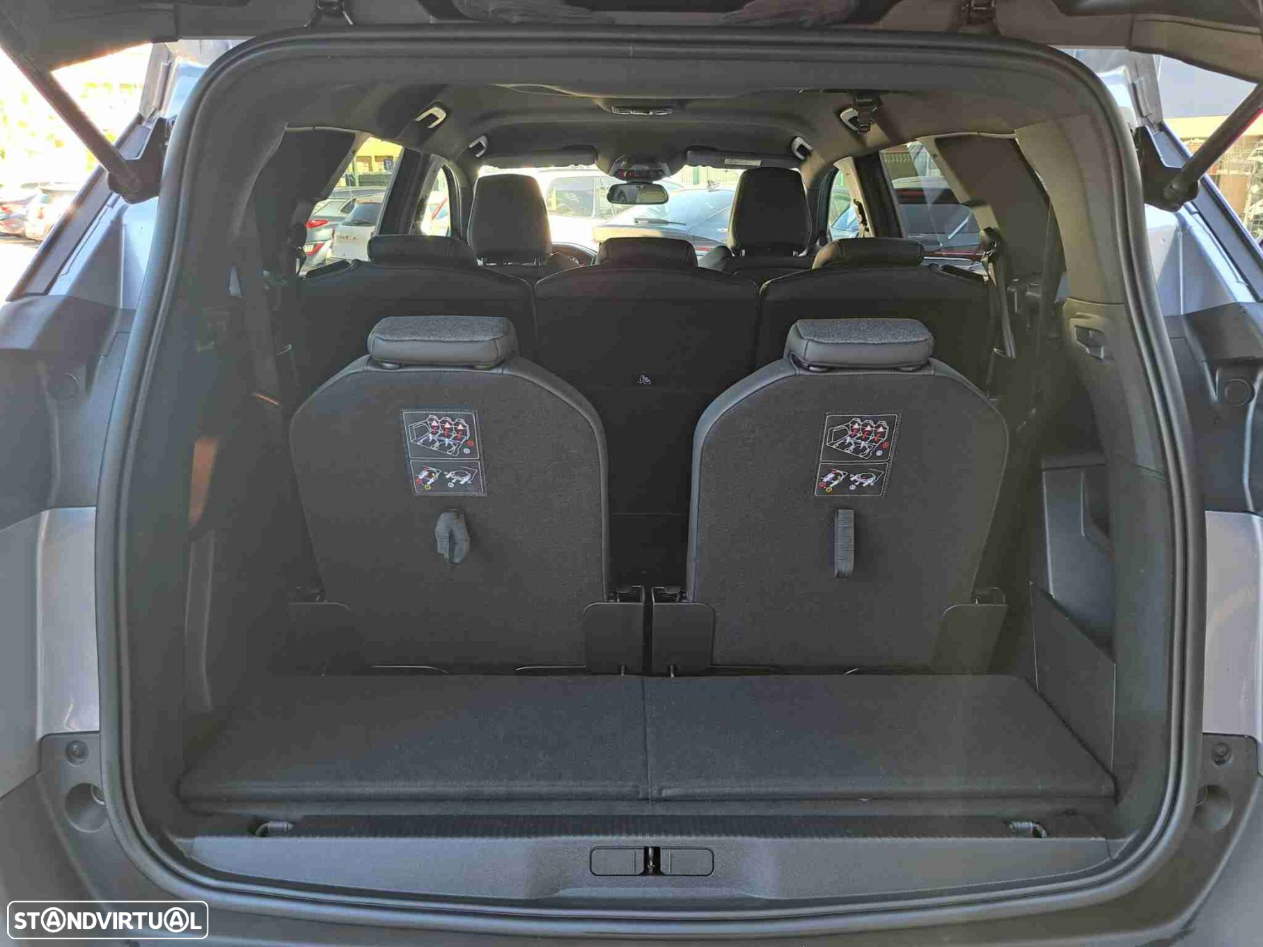 Peugeot 5008 1.2 PureTech Allure Pack - 13