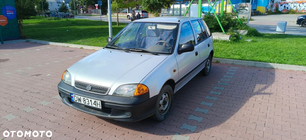 Suzuki Swift 1.0 GLX - 2