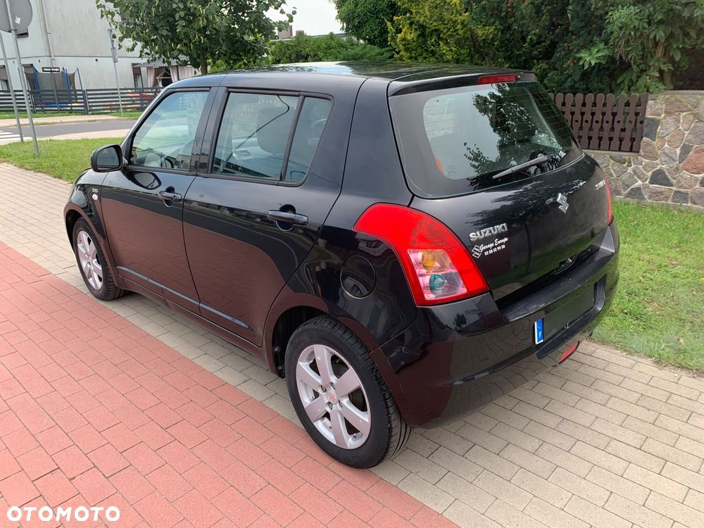 Suzuki Swift - 8