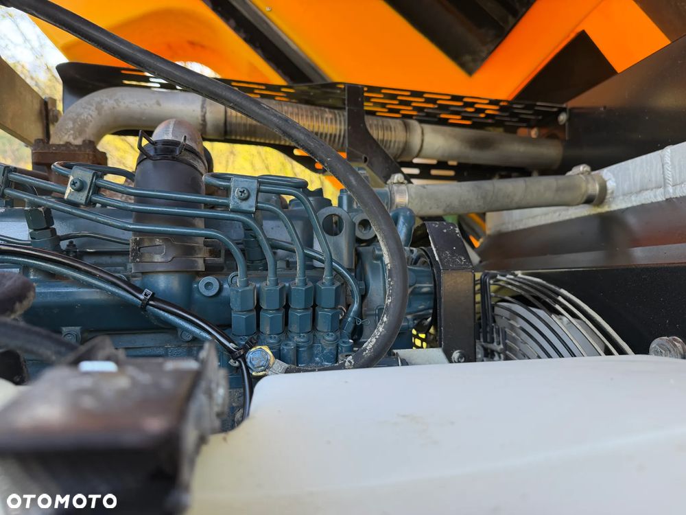 Kubota Kaeser M52 Kompresor Śrubowy Sprężarka 5,7m3. Przyczepka jezdna do rejestracji jako pojazd. 2018 rok. Regulacja ciśnienia bar od 3-8. Silnik Kubota 4cylindry. 50km. Potężna moc. Sprowadzony z Norwegii. Maszyna jak Nowa z Salonu! 1340 mtg. Okazja. Zadbana Maszyna. Dokumenty do rejestracji, książka KAESER - 16