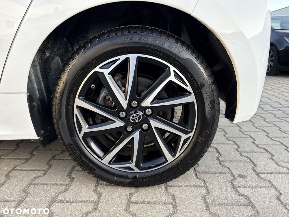 Toyota Yaris Hybrid 1.5 Comfort - 24