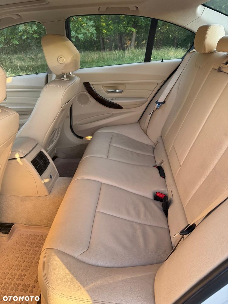 BMW Seria 3 - 11