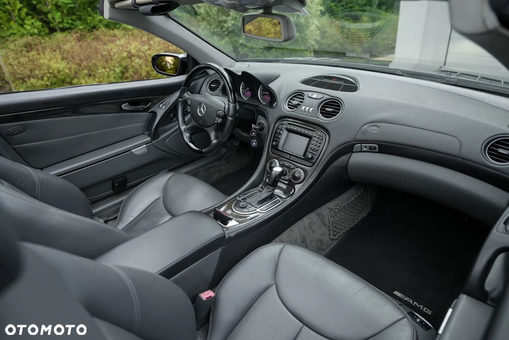 Mercedes-Benz SL 350 - 24