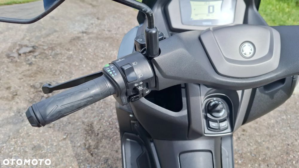 Yamaha NMAX - 19