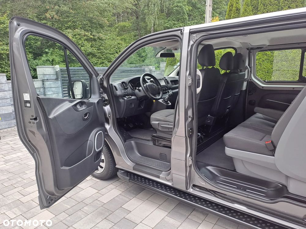 Opel Vivaro - 12
