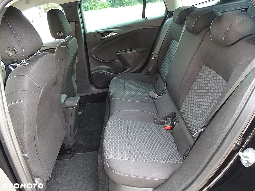 Opel Astra 1.4 Turbo Innovation - 7