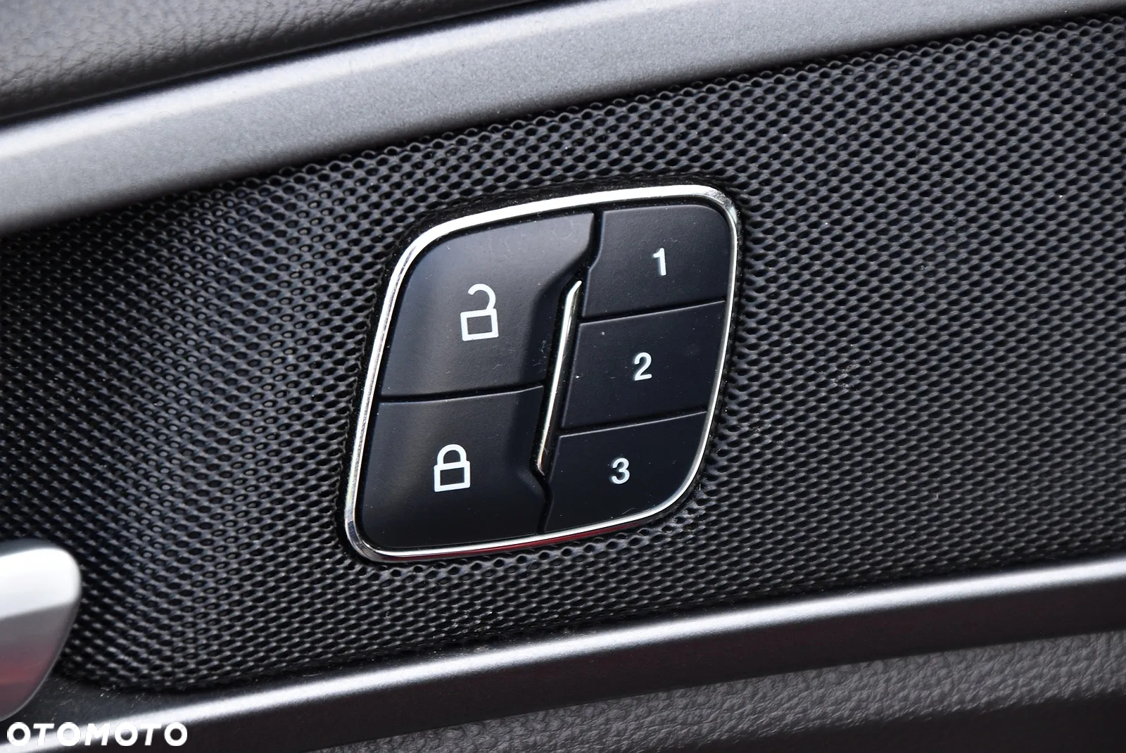 Ford Mondeo - 28