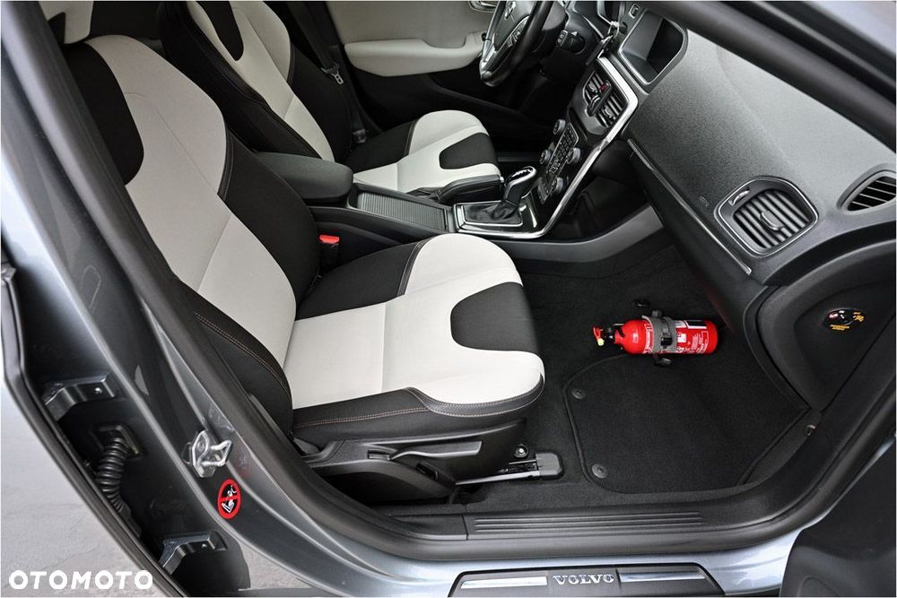 Volvo V40 Cross Country D3 Geartronic - 6