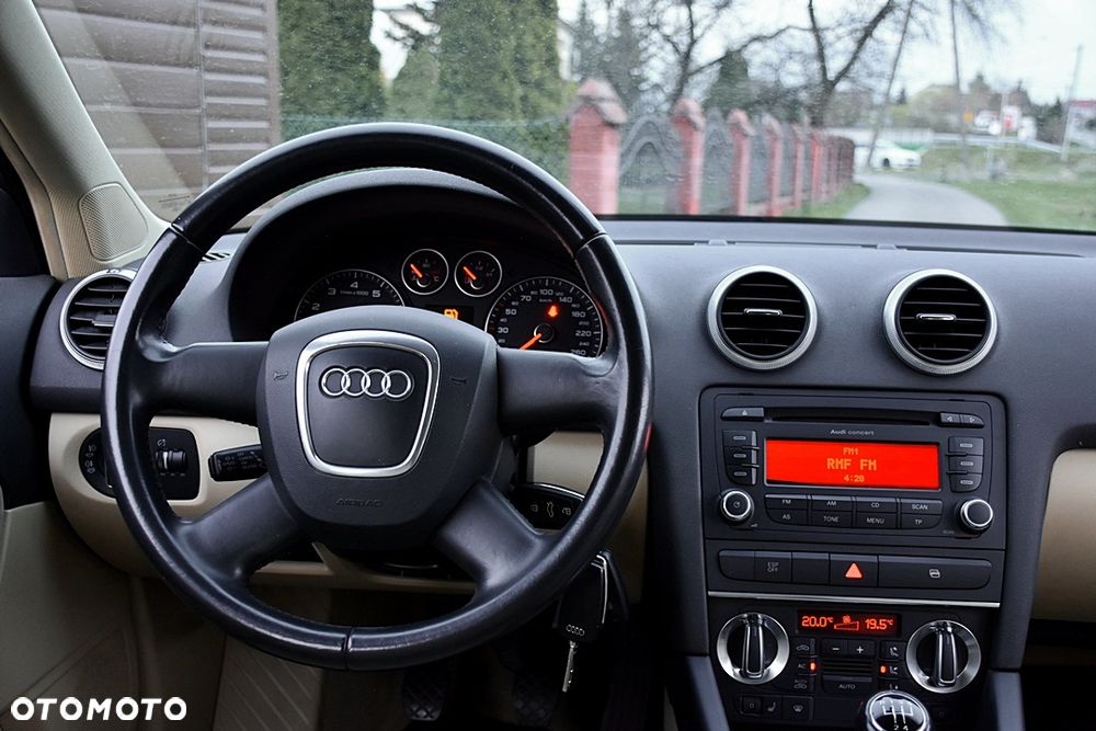 Audi A3 Sportback 1.6 Ambition - 8