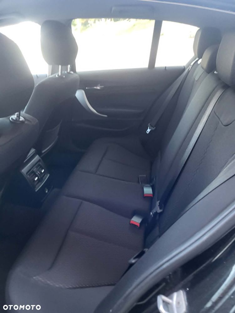 BMW Seria 1 118d Edition Metropolitan - 9