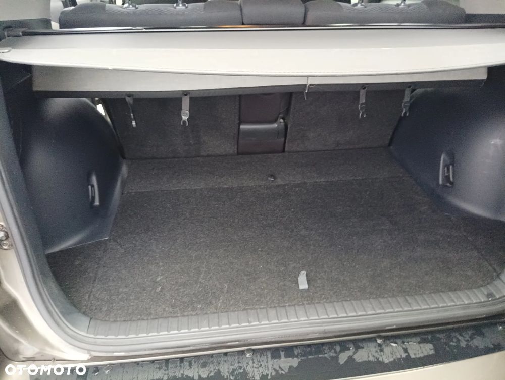 Toyota RAV4 2.0 4x4 Life - 19