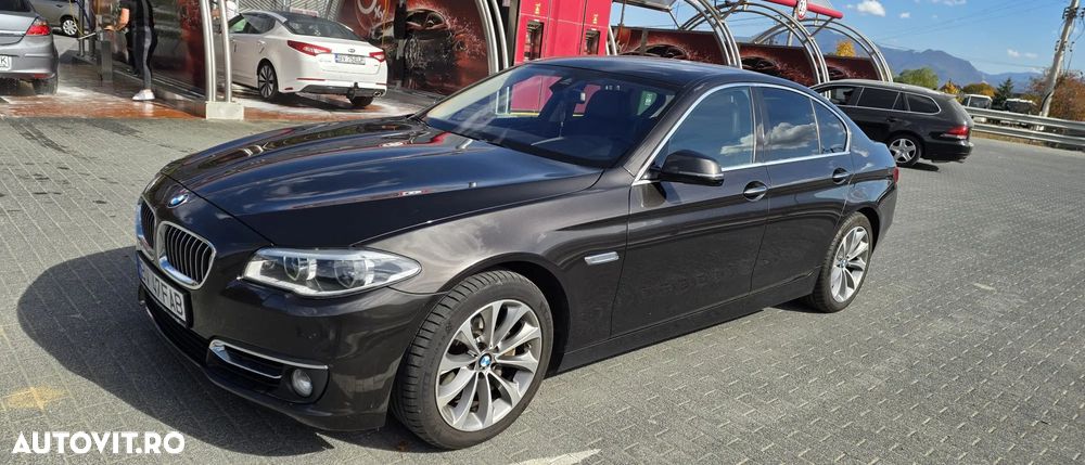 BMW Seria 5 525d xDrive AT - 3