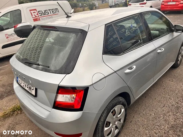 Skoda Fabia 1.0 TSI Active - 3