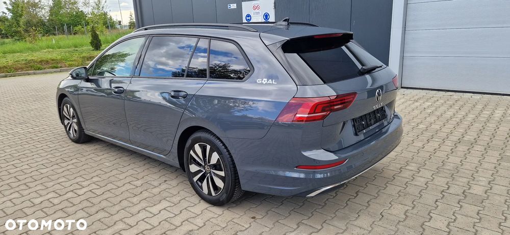 Volkswagen Golf 1.5 eTSI OPF DSG Goal - 4