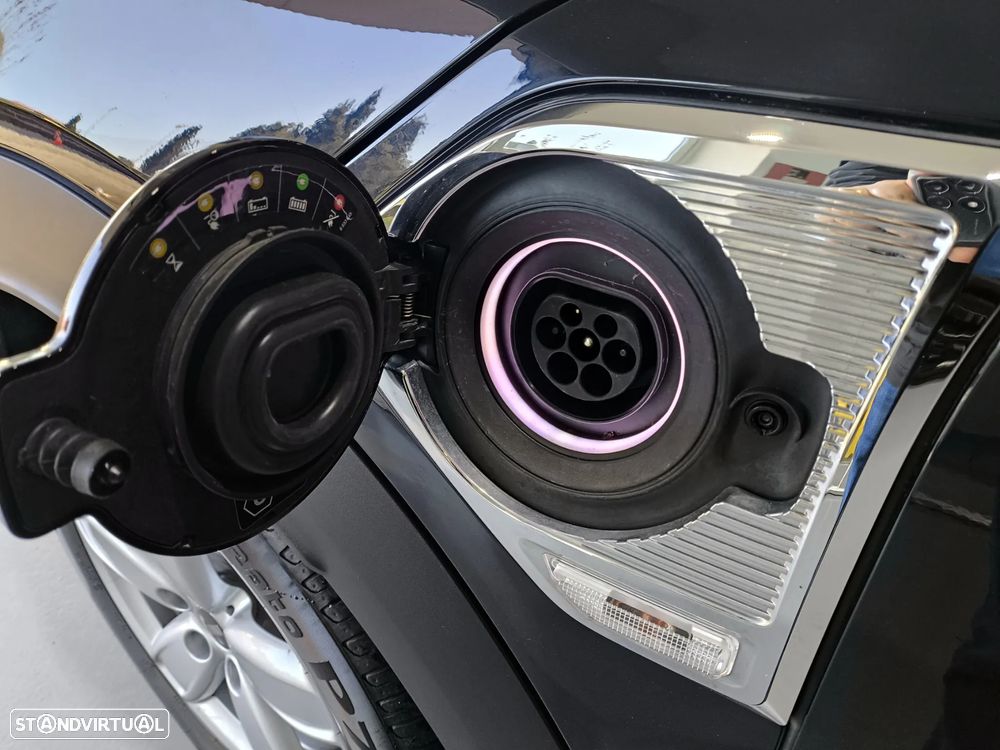 MINI Countryman Cooper SE ALL4 Auto - 37