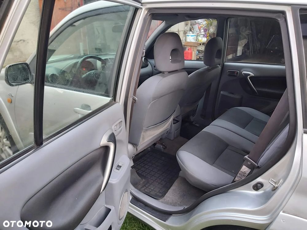 Toyota RAV4 2.0 D-4D Luna - 9