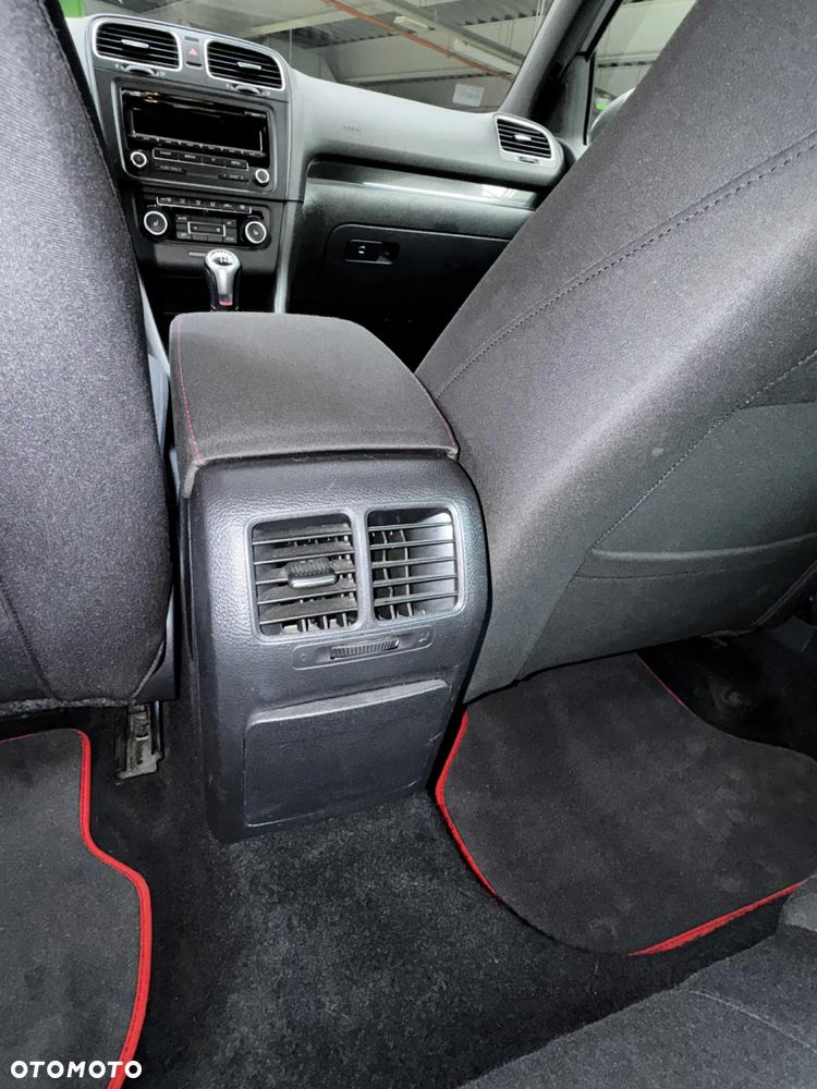 Volkswagen Golf VI 2.0 TSI GTI - 22