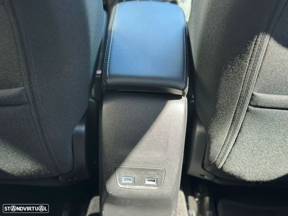 Peugeot 2008 1.2 Hybrid Allure e-DCS6 - 45