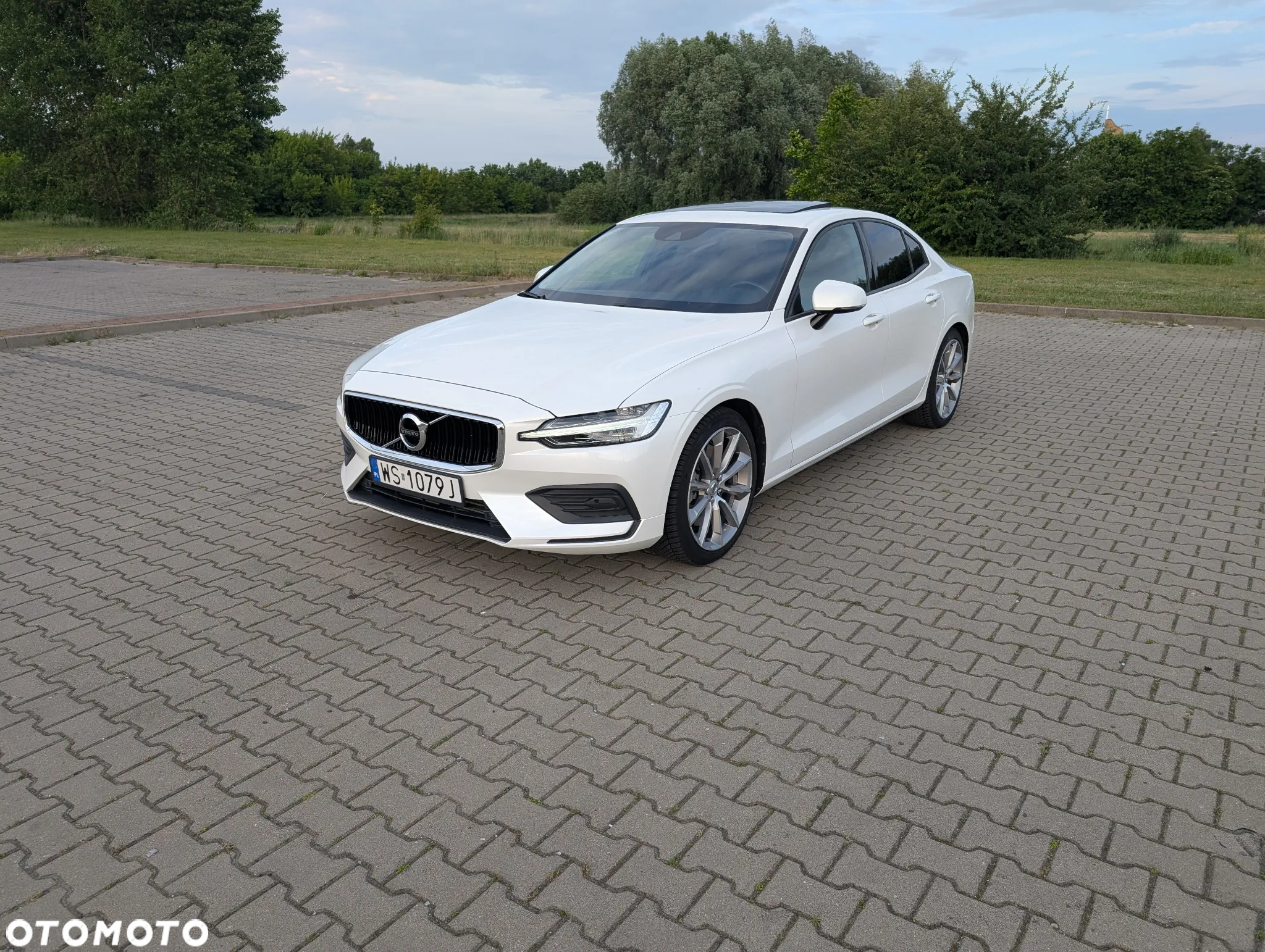 Volvo S60 T6 AWD Momentum Pro - 20