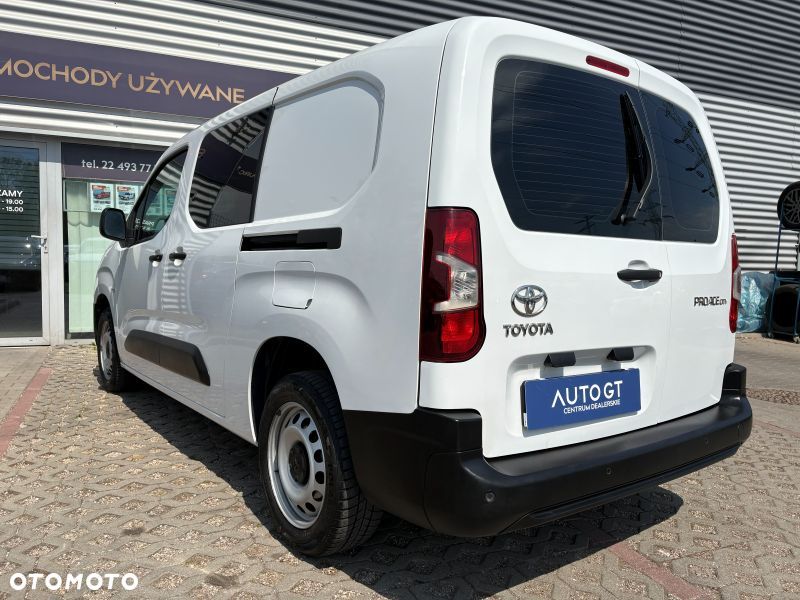 Toyota Proace City - 22