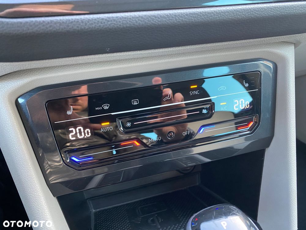 Volkswagen Tiguan 2.0 TSI 4Mot Elegance DSG - 22