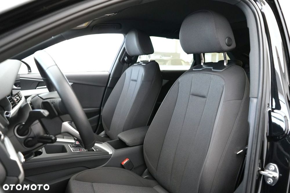 Audi A4 Avant - 11