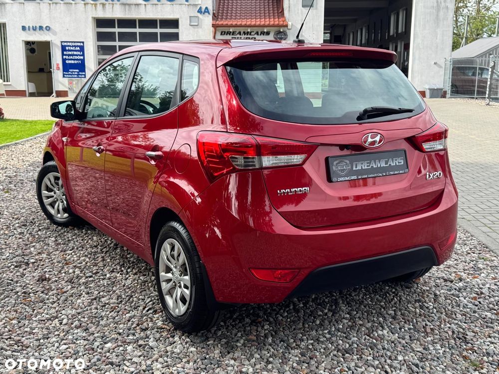 Hyundai ix20 - 12