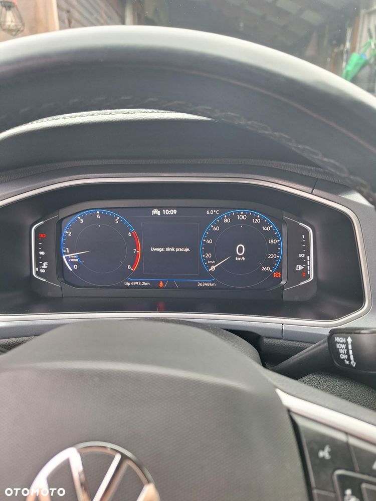 Volkswagen T-Roc 1.5 TSI Style - 6