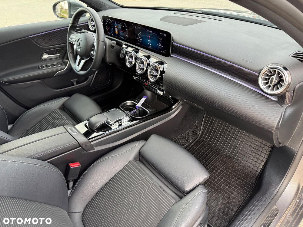 Mercedes-Benz Klasa A 220 Style 7G-DCT - 13