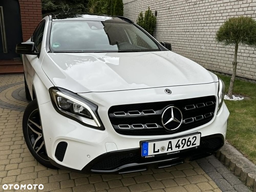 Mercedes-Benz GLA 200 7G-DCT Urban - 7