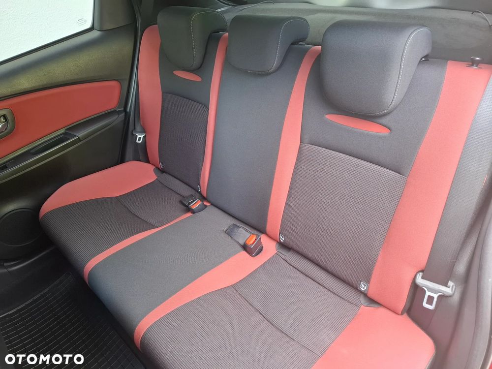 Toyota Yaris 1.5 Selection - 16