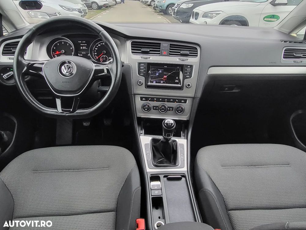 Volkswagen Golf - 7
