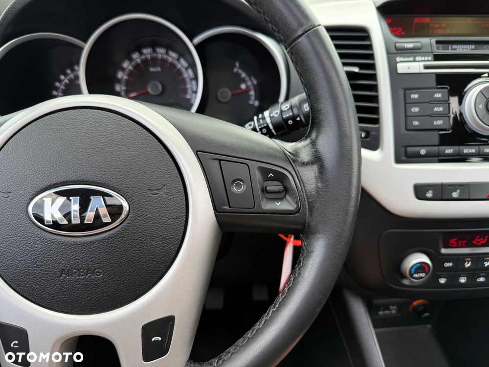 Kia Venga 1.6 CVVT Dream Team Edition - 15