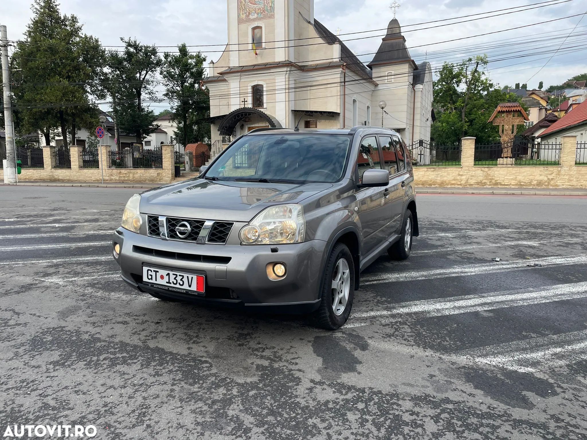 Nissan X-Trail 2.0 dCi 4x4 DPF Automatik Platinum - 1