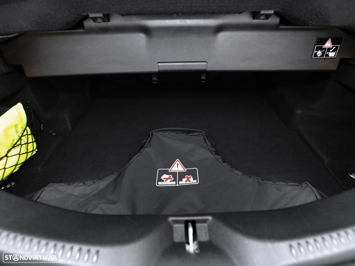 Mercedes-Benz E 53 AMG 4Matic+ - 12