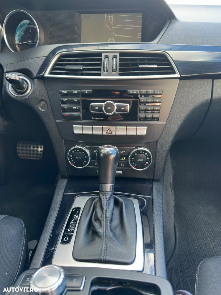 Mercedes-Benz C 250 CDI DPF 4Matic (BlueEFFICIENCY) 7G-TRONIC - 18