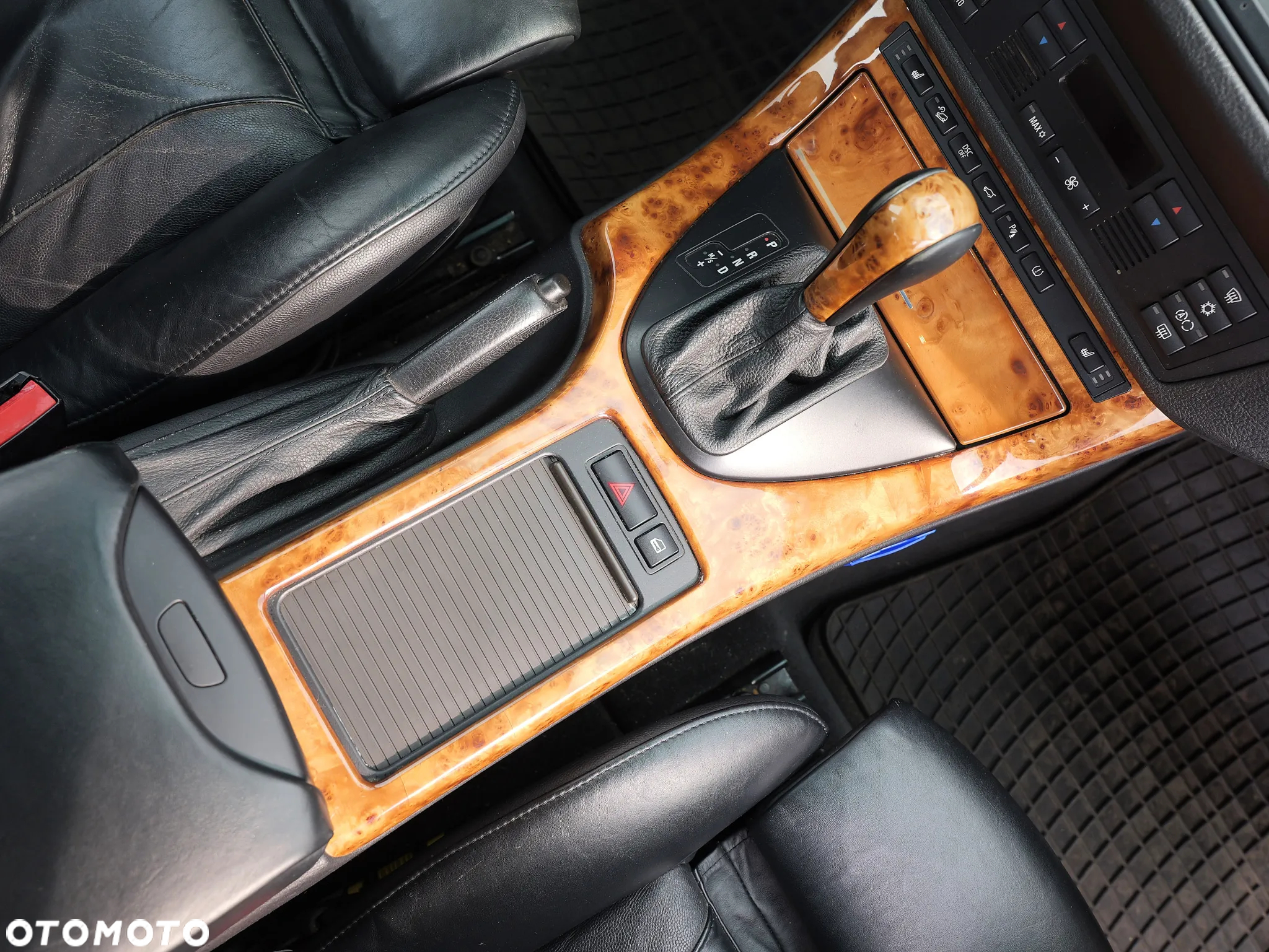 BMW X5 4.4i - 32