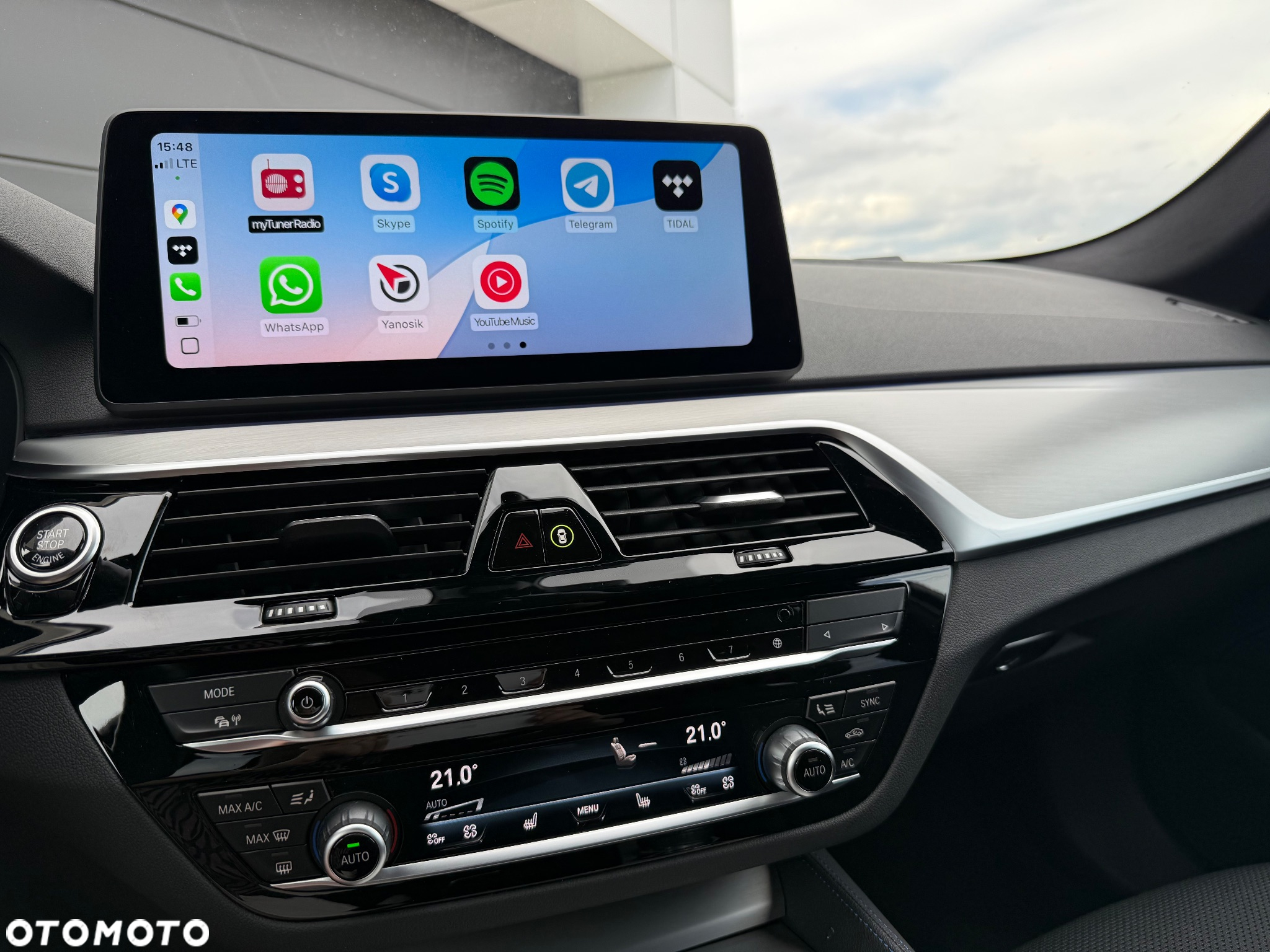 BMW Seria 5 520d xDrive Touring M Sport Edition - 9